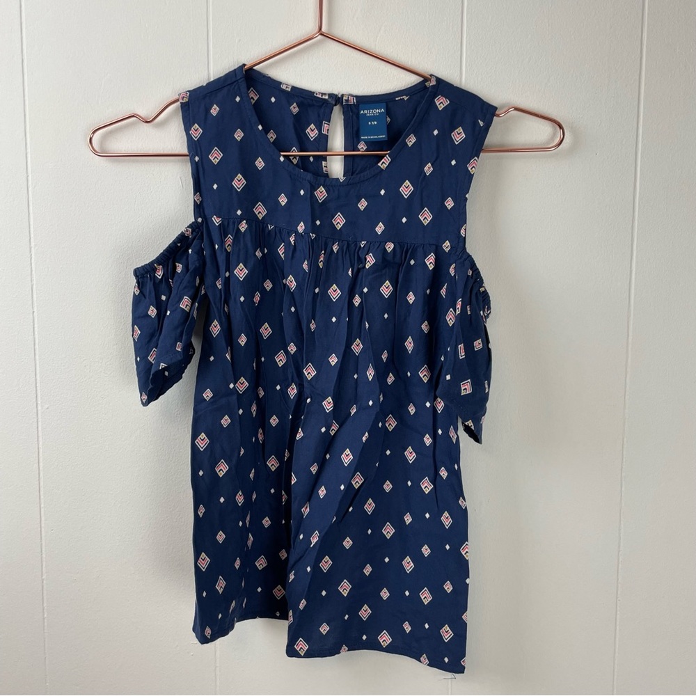 Arizona Jean Co Diamond Print Cold Shoulder Navy Top - Picture 1 of 7